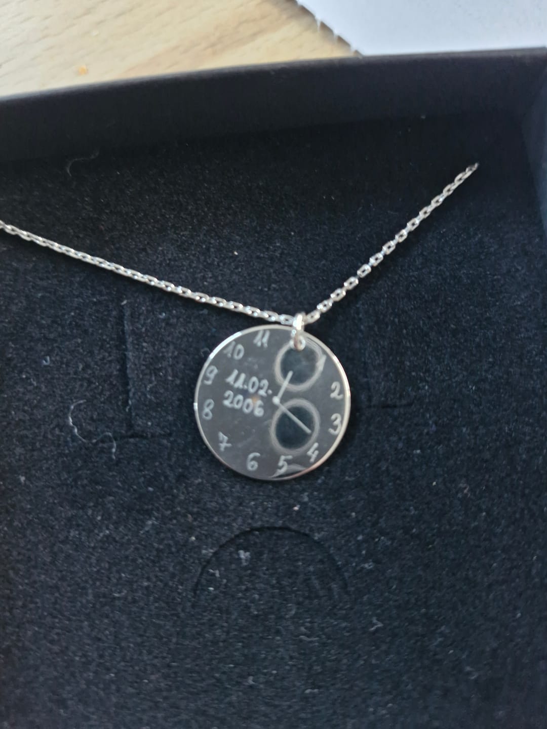 Customer photo review of Halskette "Geburtsuhr"