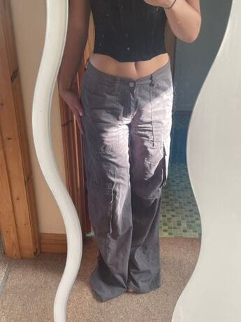Customer photo review of High-Rise Cargo Jeans - Grey