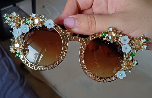 Customer photo review of Rococo floral sunglasses