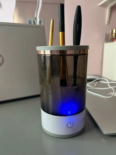 Customer photo review of Rinse Lilly™  Makeup Brush Cleaner