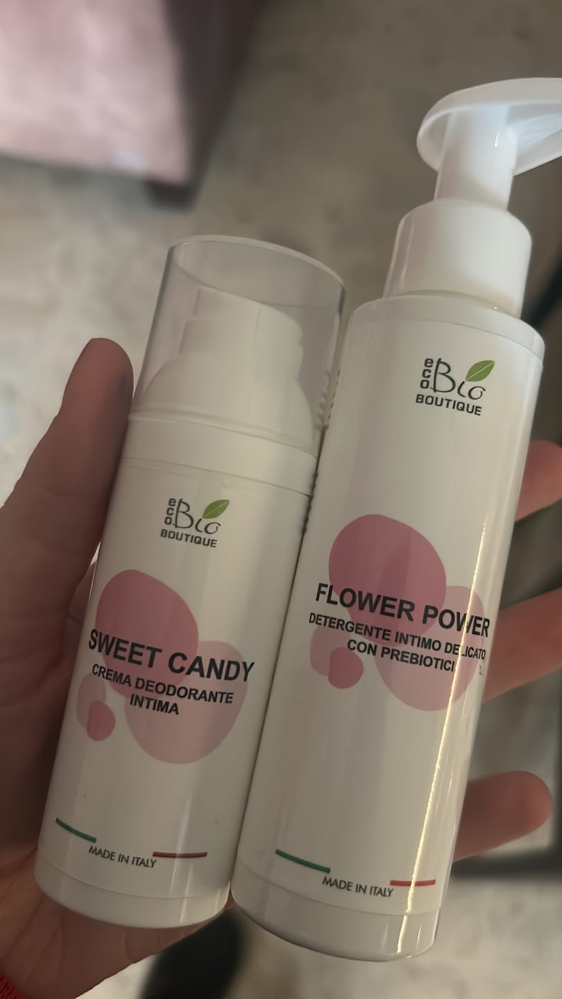Customer photo review of V Skincare Kit