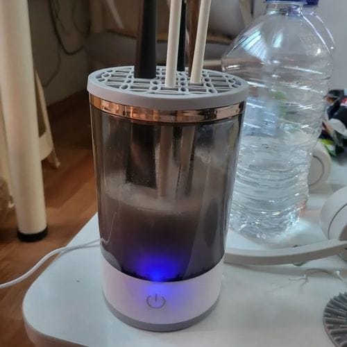 Customer photo review of Rinse Lilly™  Makeup Brush Cleaner