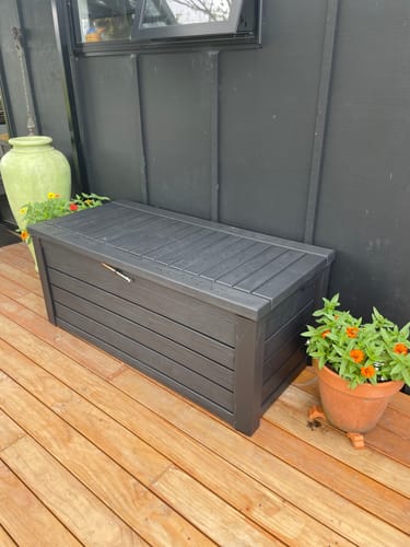 Customer photo review of Westwood Deck Box 570L