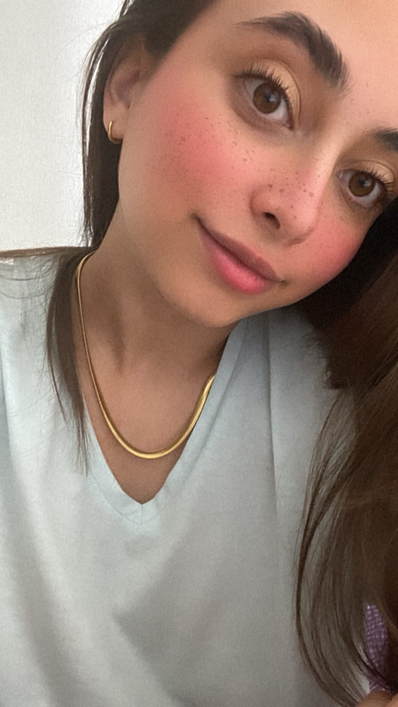 Customer photo review of Collar Abelia