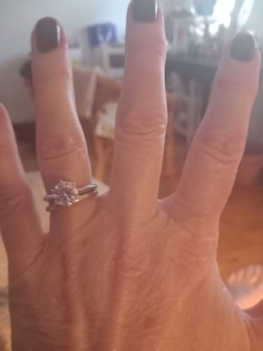 Customer photo review of High Polished Classic Comfort Fit Wedding Band