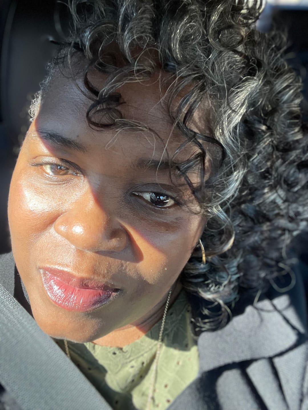 Customer photo review of Non-Stripping Shampoo Bar