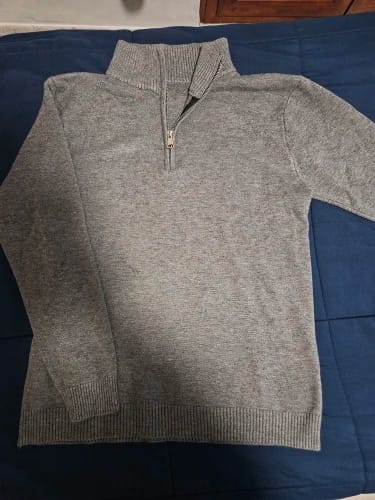 Customer photo review of Autumn Men's Sweatwear Warm Pullover Solid Color Half Zipper Casual Sweater Slim V-neck Long Sleeve Men's Sweatshirts Winter Top