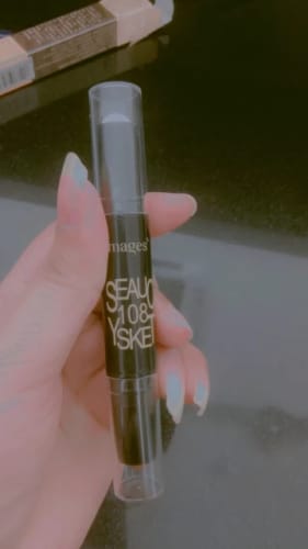 Customer photo review of Maquiagem Profissional - Base, Corretivo e Contorno Bronzeador
