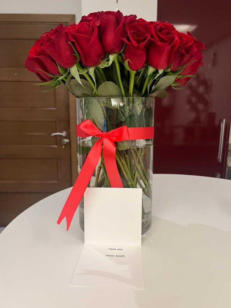Customer photo review of 50 Stunning Red Roses