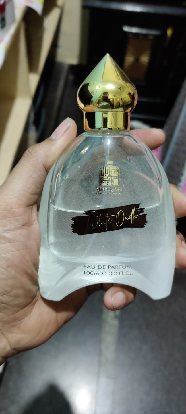 Customer photo review of White Oudh Perfume Spray