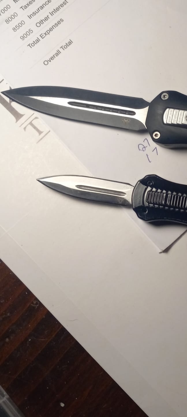 Customer photo review of Black Reaper OTF Knife
