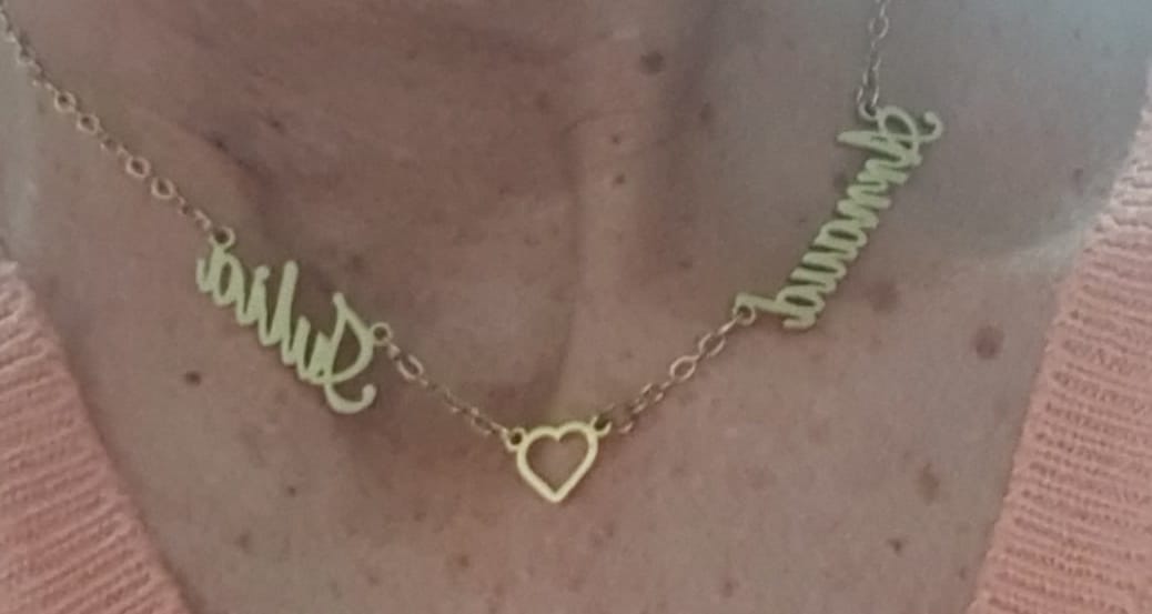 Customer photo review of Collier Coeur & Prénoms Sautoir Personnalisé