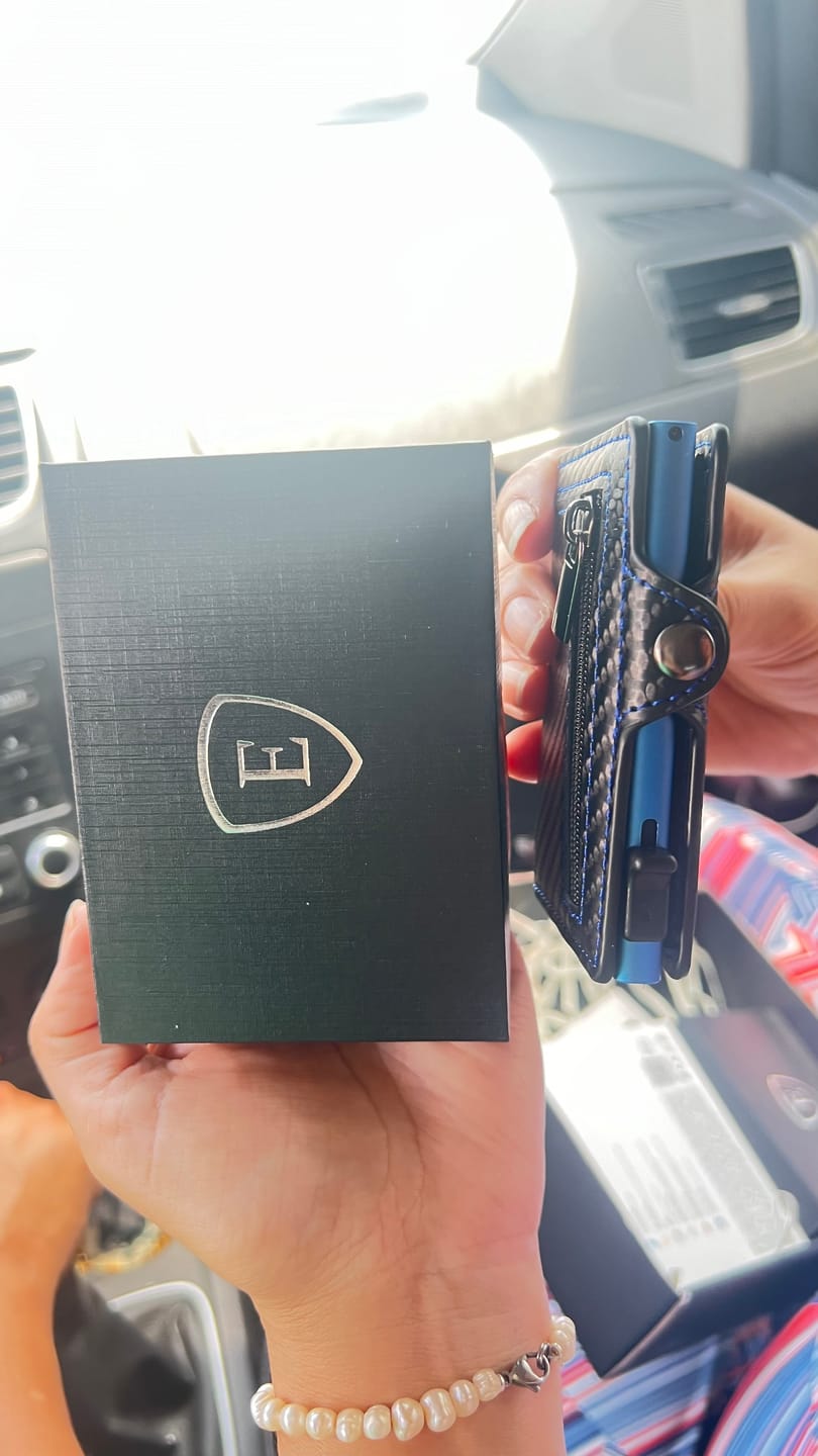 Customer photo review of E - SMART CARD
