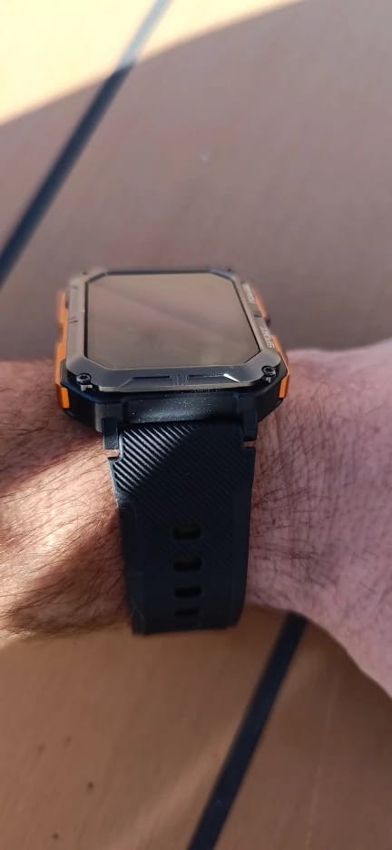 Customer photo review of Battler Smartwatch