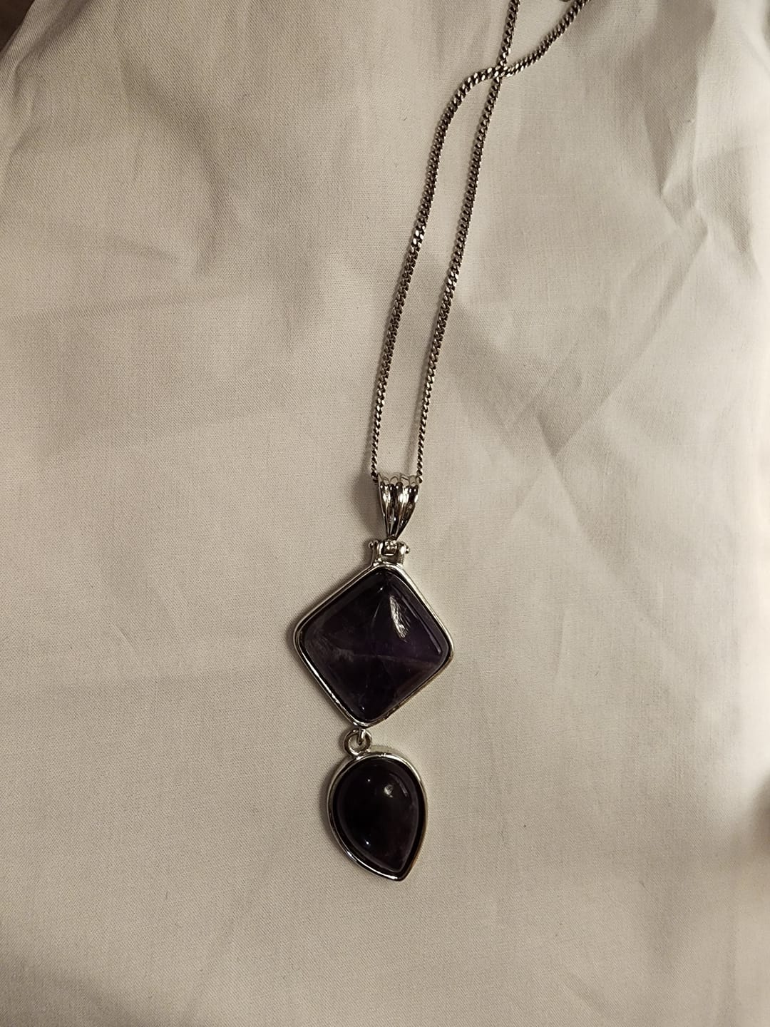 Customer photo review of Pendentif en Améthyste