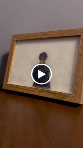 Customer video review of A O T Series LED Light Painting Anime Photo Frame Wall Art