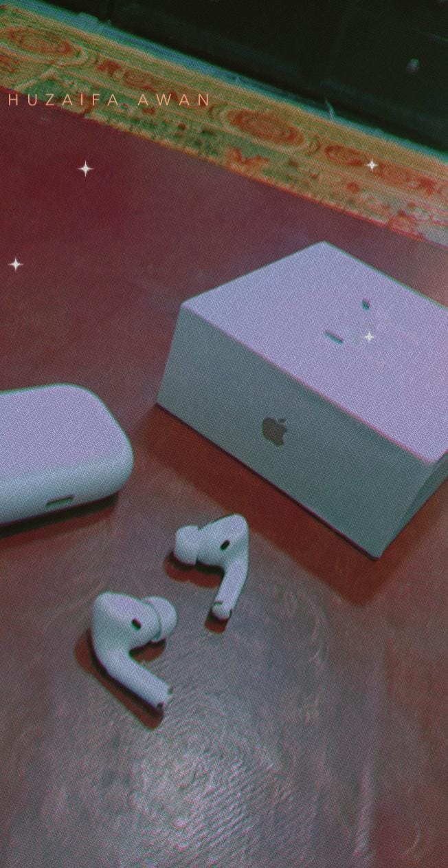 Customer photo review of AirPods Pro Titanium