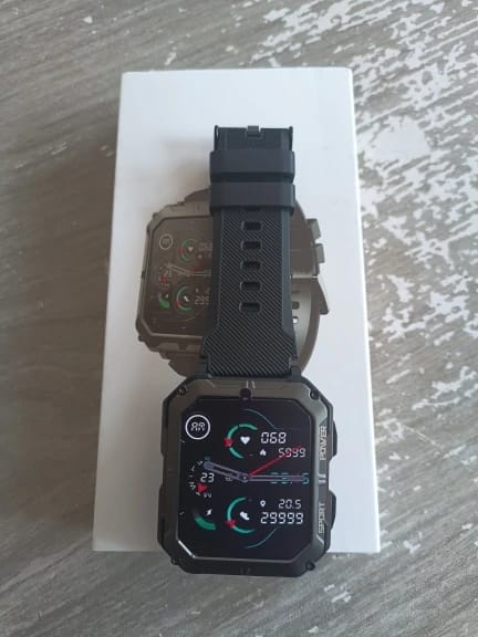 Customer photo review of Battler Smartwatch