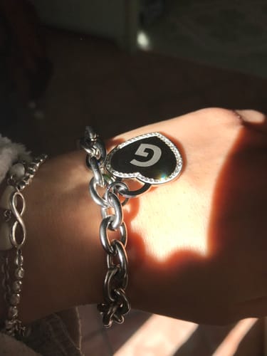 Customer photo review of Bracciale cuore con lettera