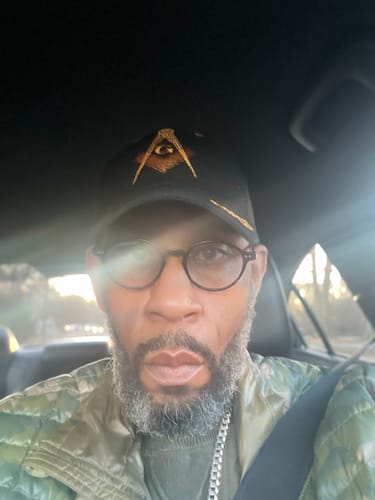 Customer photo review of Respected Roots Beard Conditioner - Royalty Scent (4 oz.)