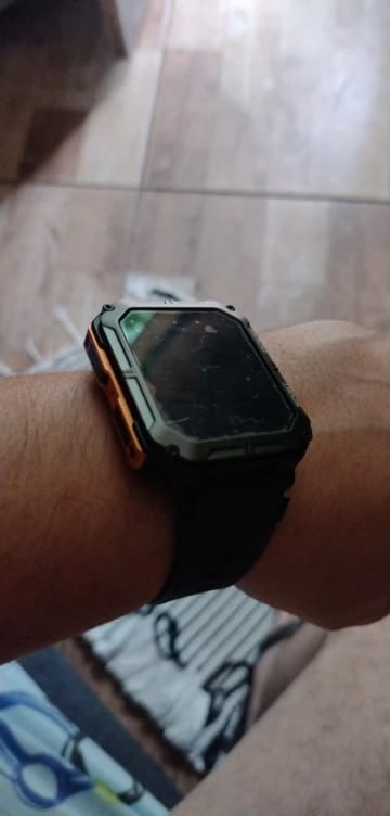 Customer photo review of Battler Smartwatch