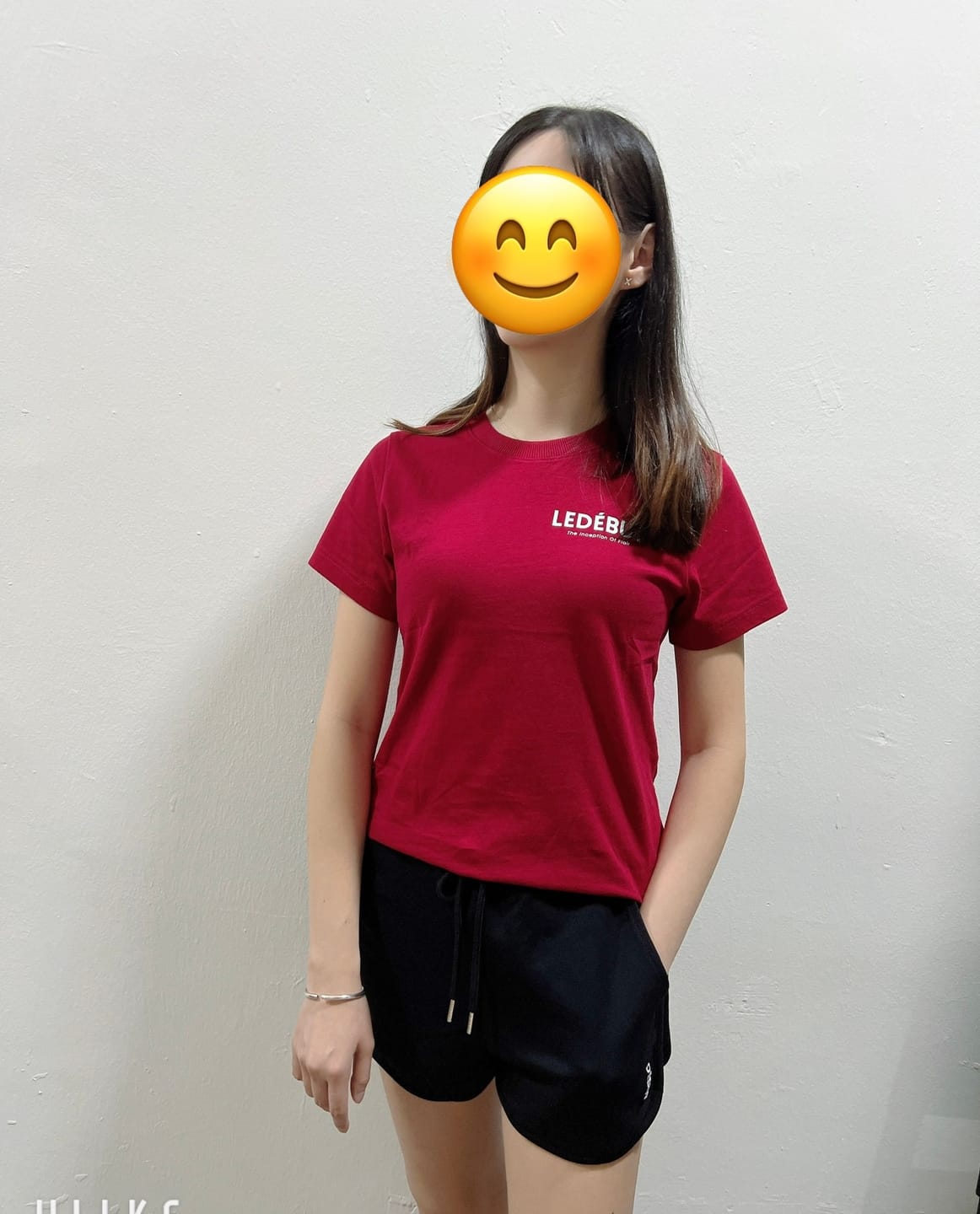 Customer photo review of Women Regular Left Chest Label Regular Tee