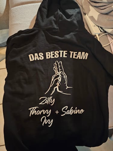 Customer photo review of Das beste Team - Personalisierbarer Unisex Hoodie Rückendruck