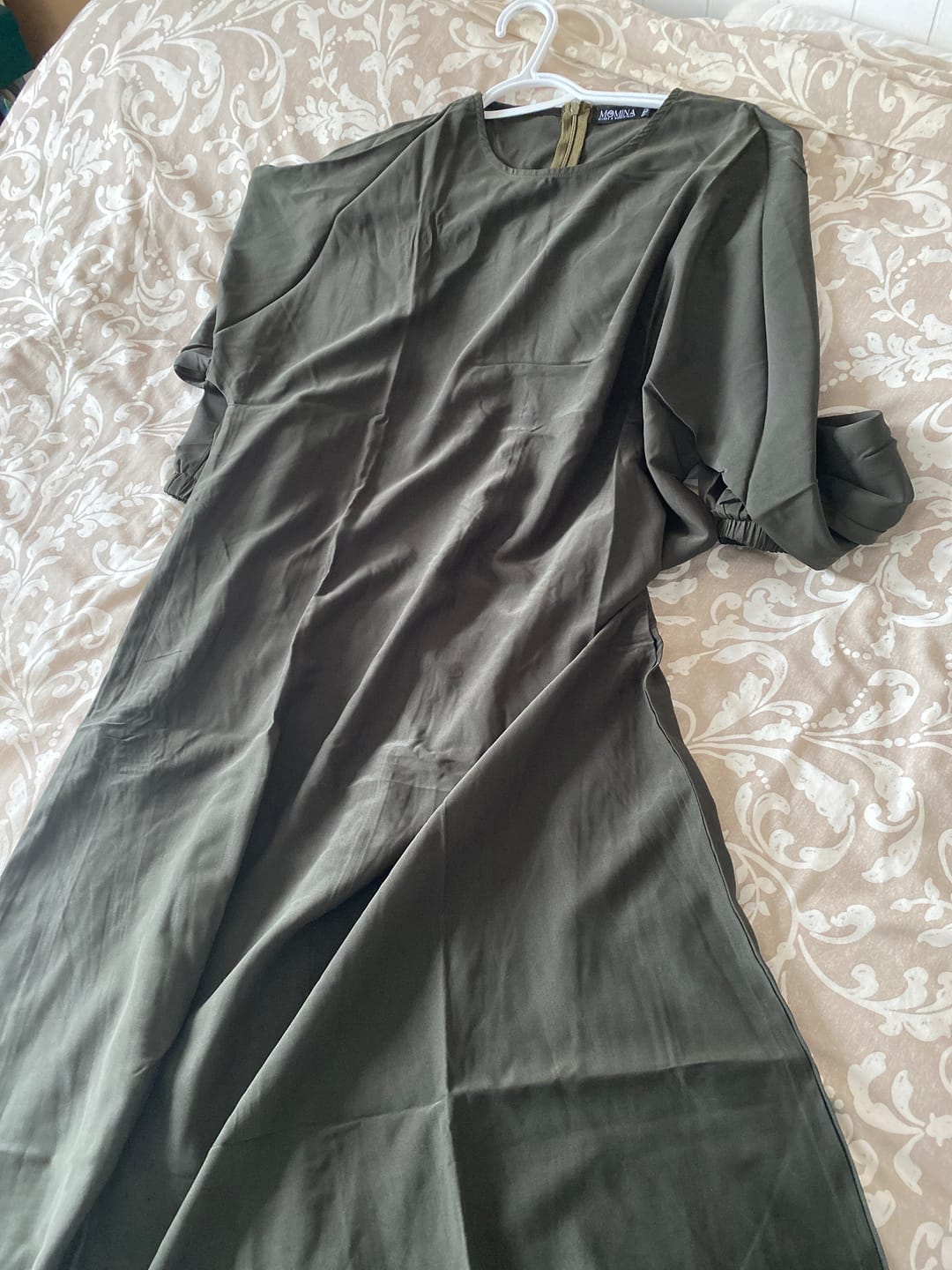 Customer photo review of Classic Abaya - Khawlah