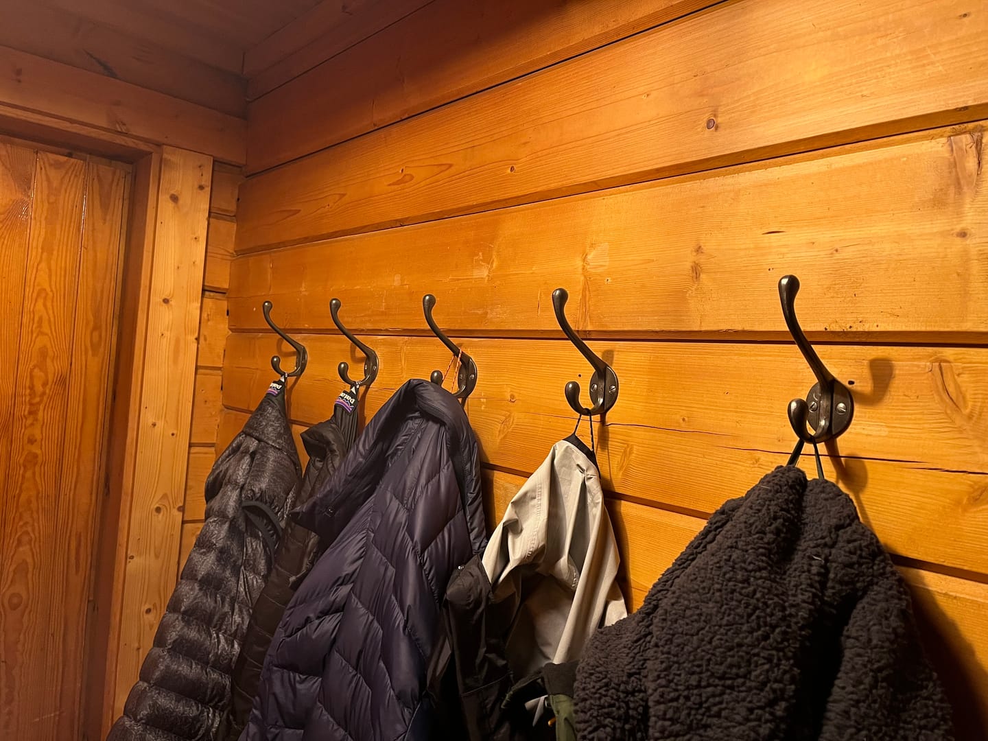 Customer photo review of Crompton Cast Iron Hat & Coat Hook