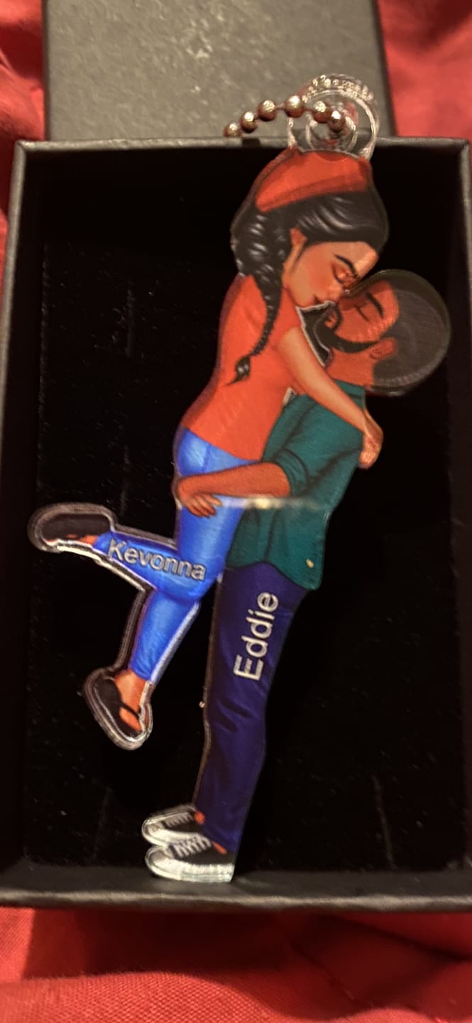 Customer photo review of Doll Couple Kissing Hugging  Personalized Ornament