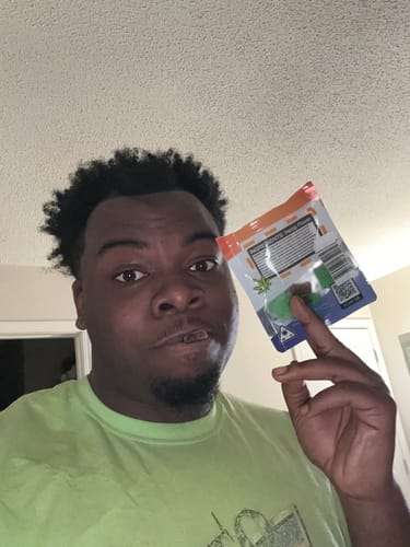 Customer photo review of Delta 9 Gummies