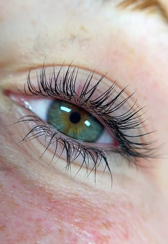 Customer photo review of 0.45X PHONE LENS FOR CELL PHONE WITH MACRO LENS WIDE ANGLE LENS