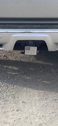 Customer photo review of U.S. American Flag 2" Trailer Hitch Cover