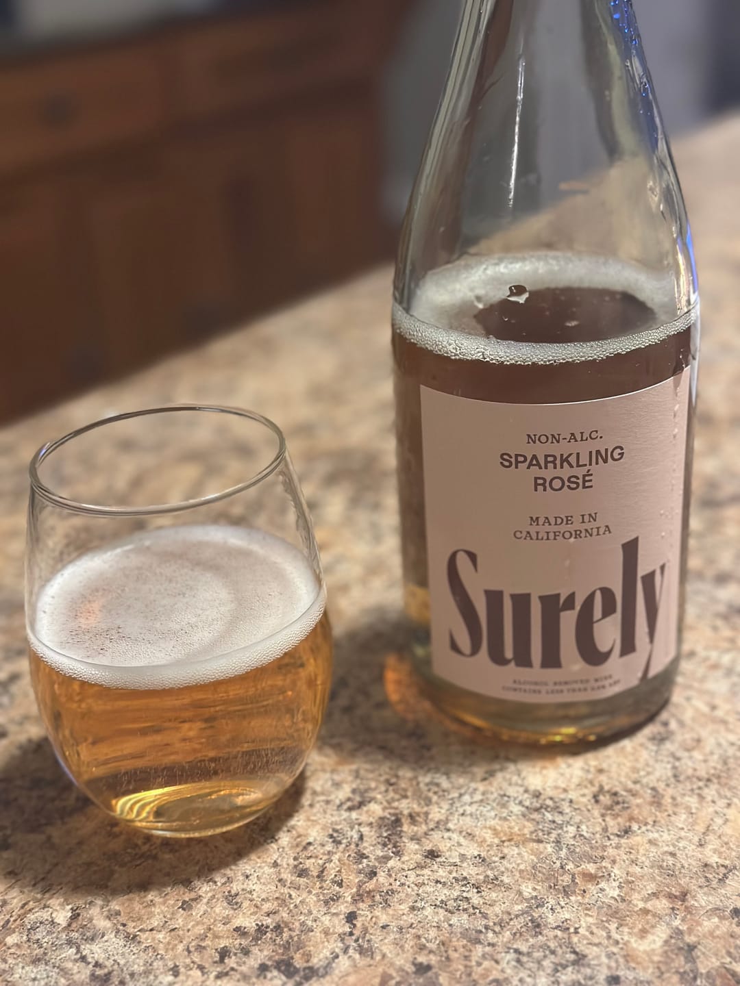 Customer photo review of Non-Alcoholic Sparkling Rosé