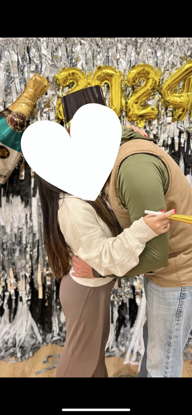 Customer photo review of Champagne Wishes Backdrop ETSY 4
