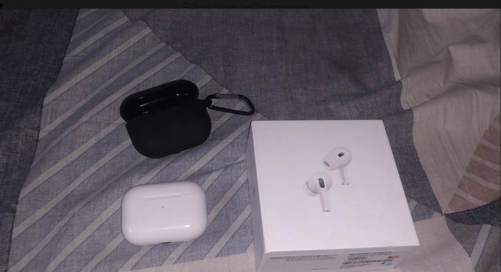 Customer photo review of AirPods Pro 2