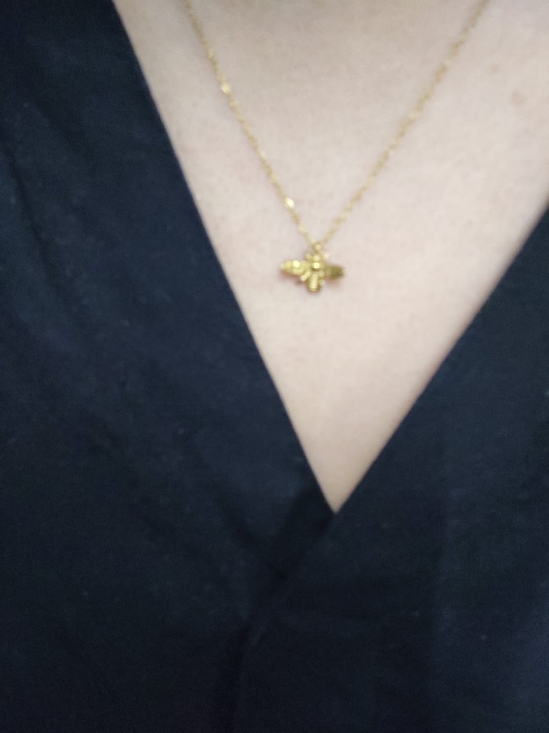 Customer photo review of Collar Queen Bee