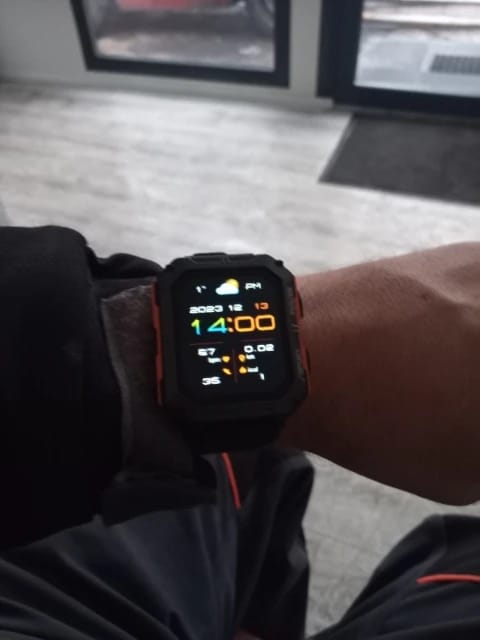 Customer photo review of Battler Smartwatch