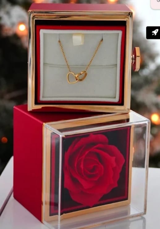 Customer photo review of Engraved Necklace with Eternal Rose Box