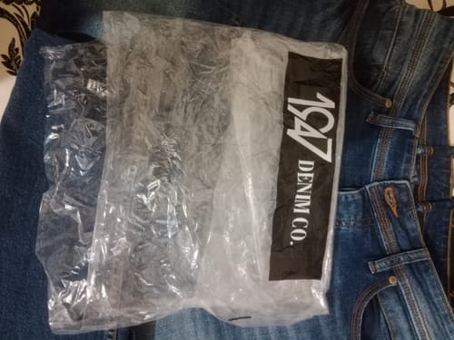 Customer photo review of Skinny Stretchable Mid Rise Jeans (Blue)