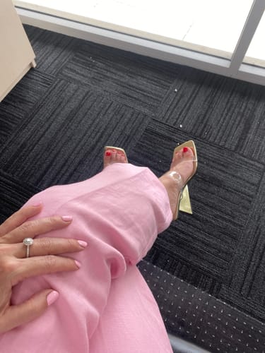 Customer photo review of Brooke - Gold