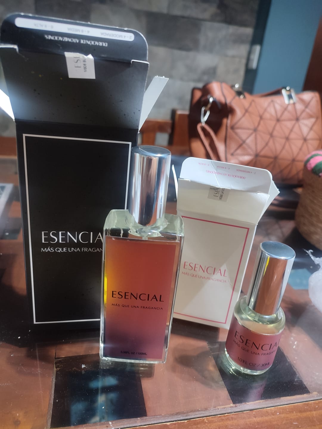 Customer photo review of H433 Inspirado en: Purpose - Amouage