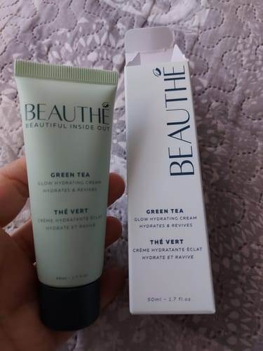 Customer photo review of Crème Hydratante Éclat au Thé Vert