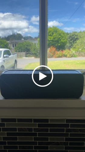 Customer video review of Solar Bluetooth Speaker / with Power-bank Function