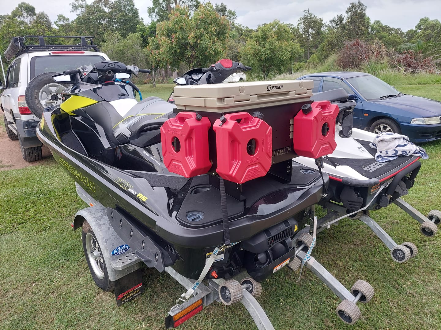 Customer photo review of Jet Tech Adventure Fish Box