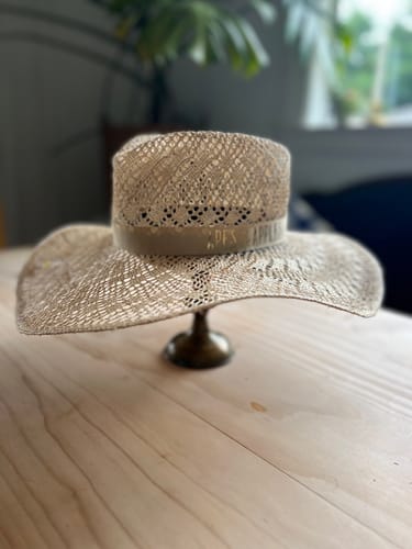 Customer photo review of Diamond Open Weave Ramie Straw Hood HF041