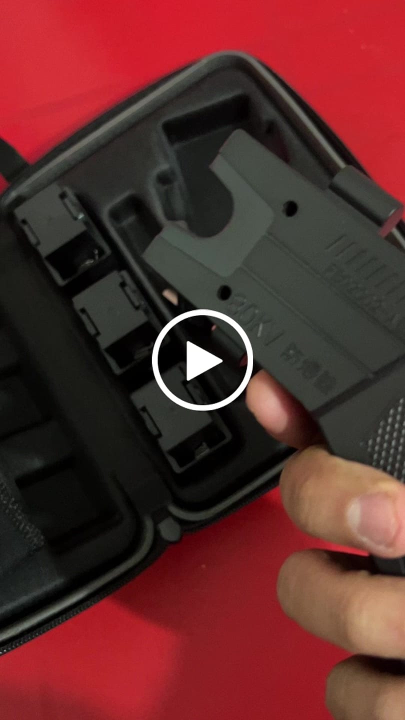 Customer video review of Pistola Taser Paralizador 3 Cartuchos Funda P/ Cinto Descargador