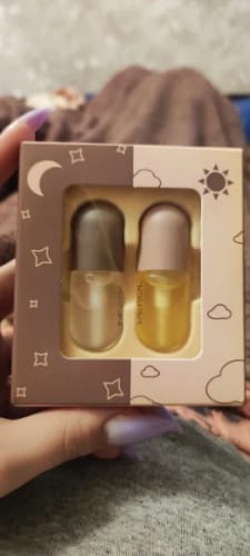 Customer photo review of Lip Plumper Oil