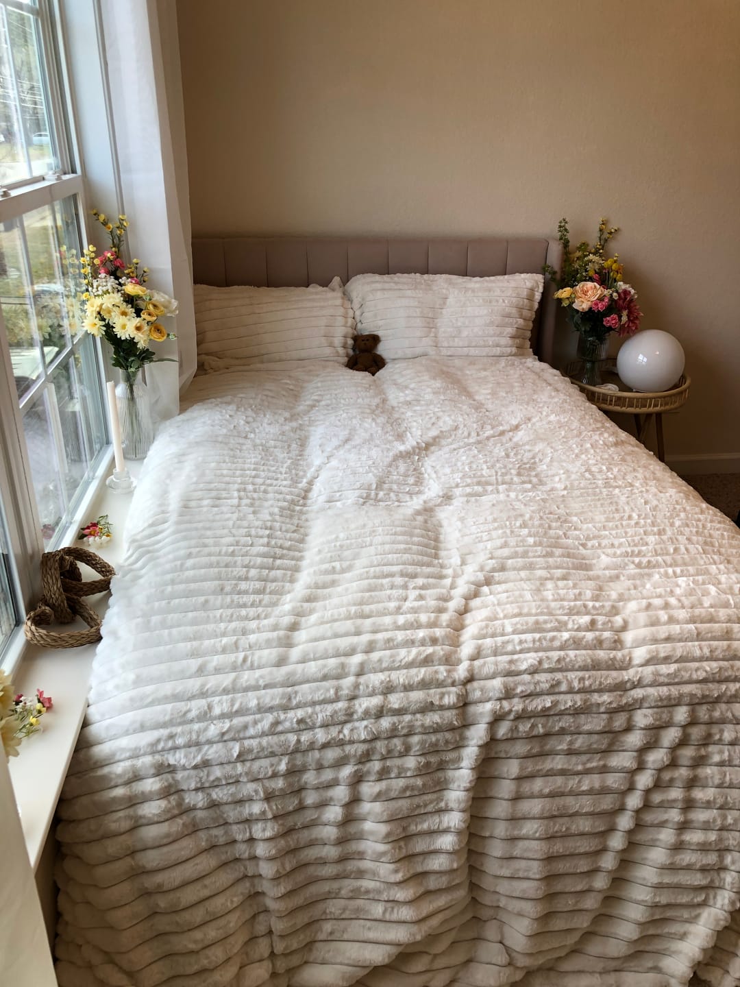 Customer photo review of TÈRRA Velvet Reversible Bedding Set