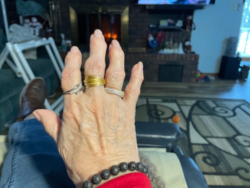 Customer photo review of Guardian Cuticle Oil